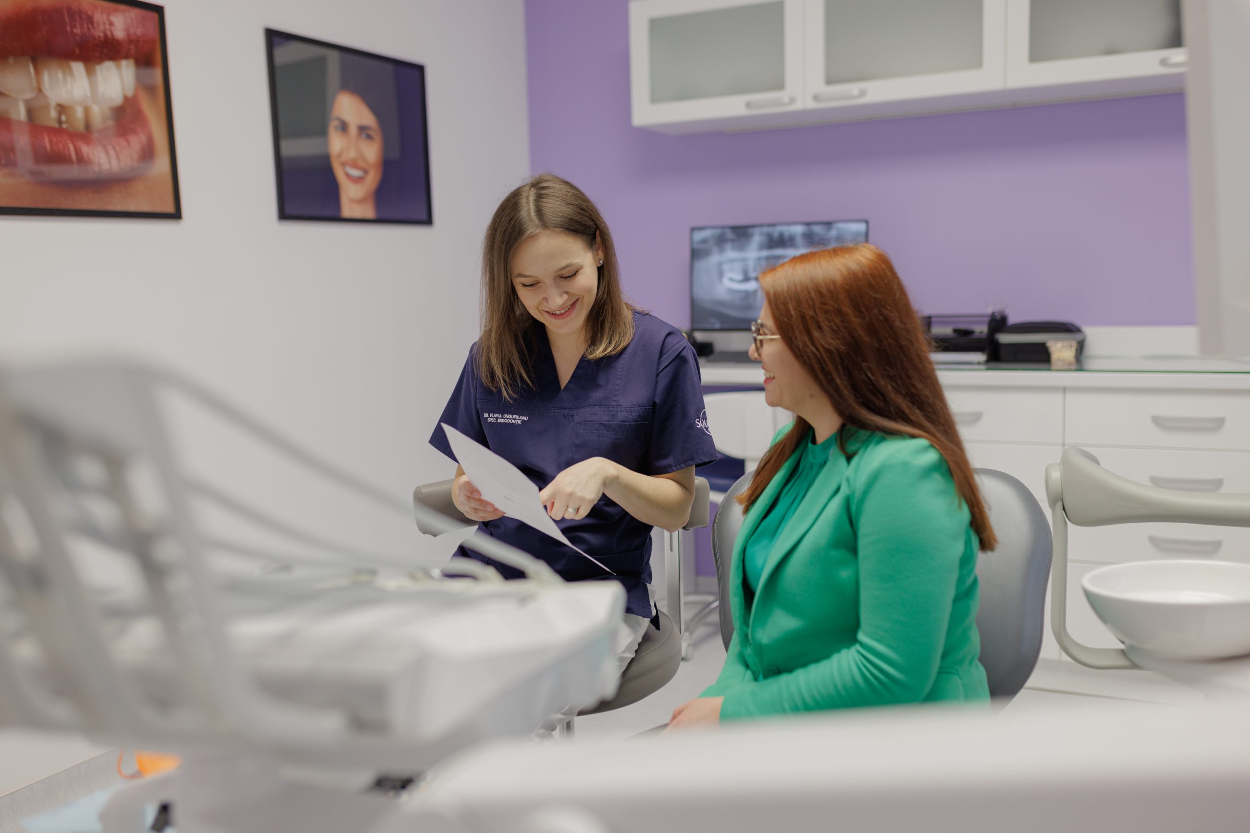 Tarife stomatologie Baia Mare – Ce trebuie să știi înainte de a-ți alege clinica dentară